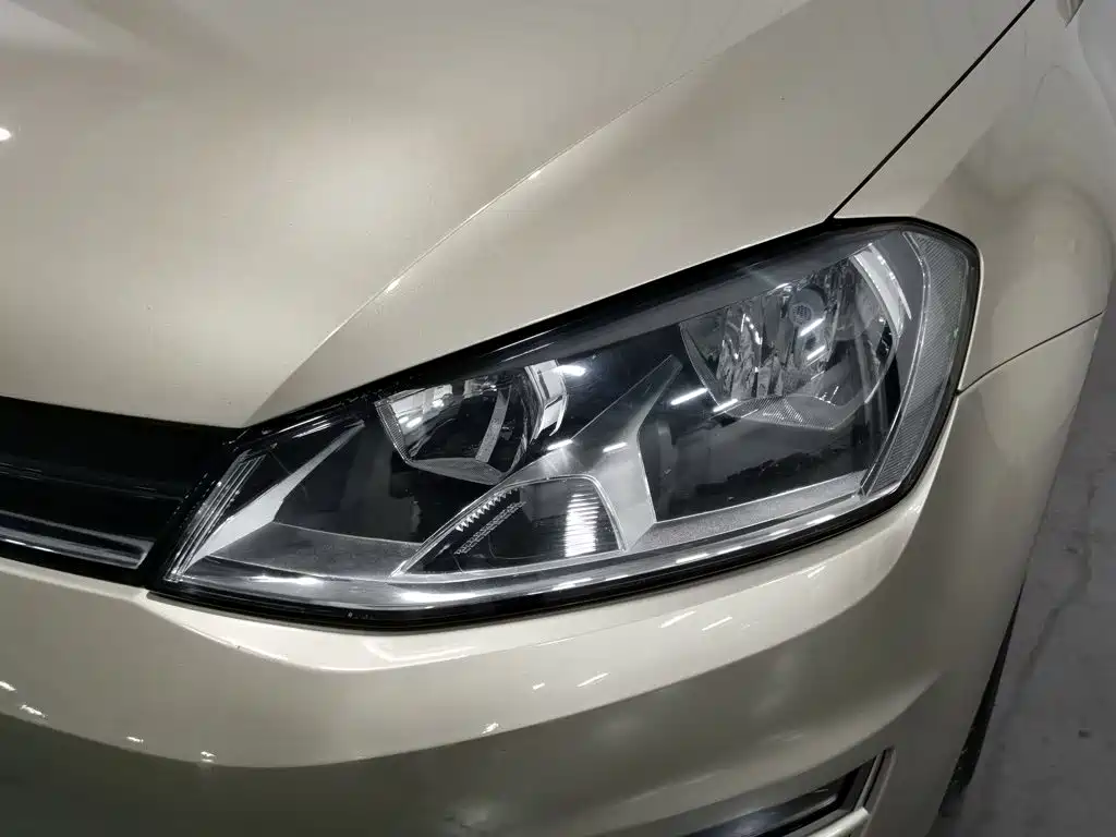 Volkswagen Golf 2016