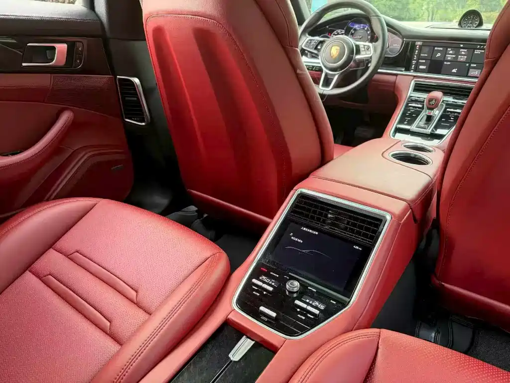Porsche Panamera 2015 — фото 10