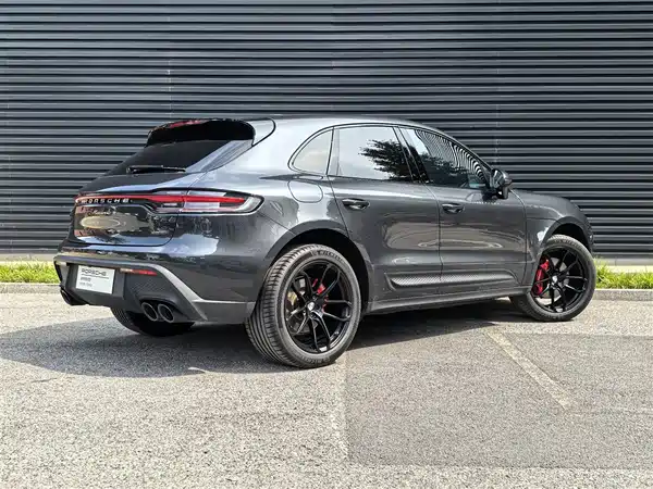 Porsche Macan 2023