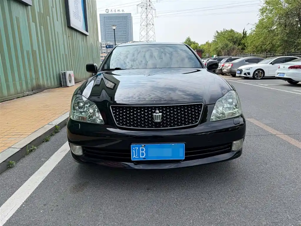 Toyota Crown 2005