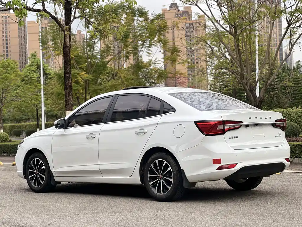 Roewe i5 2020 — фото 4