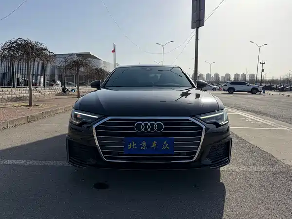 Audi A6L 2022