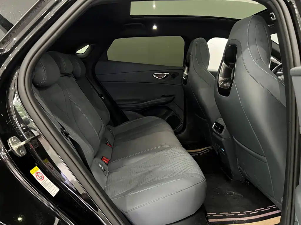BYD Seal 06GT 2025 — фото 12