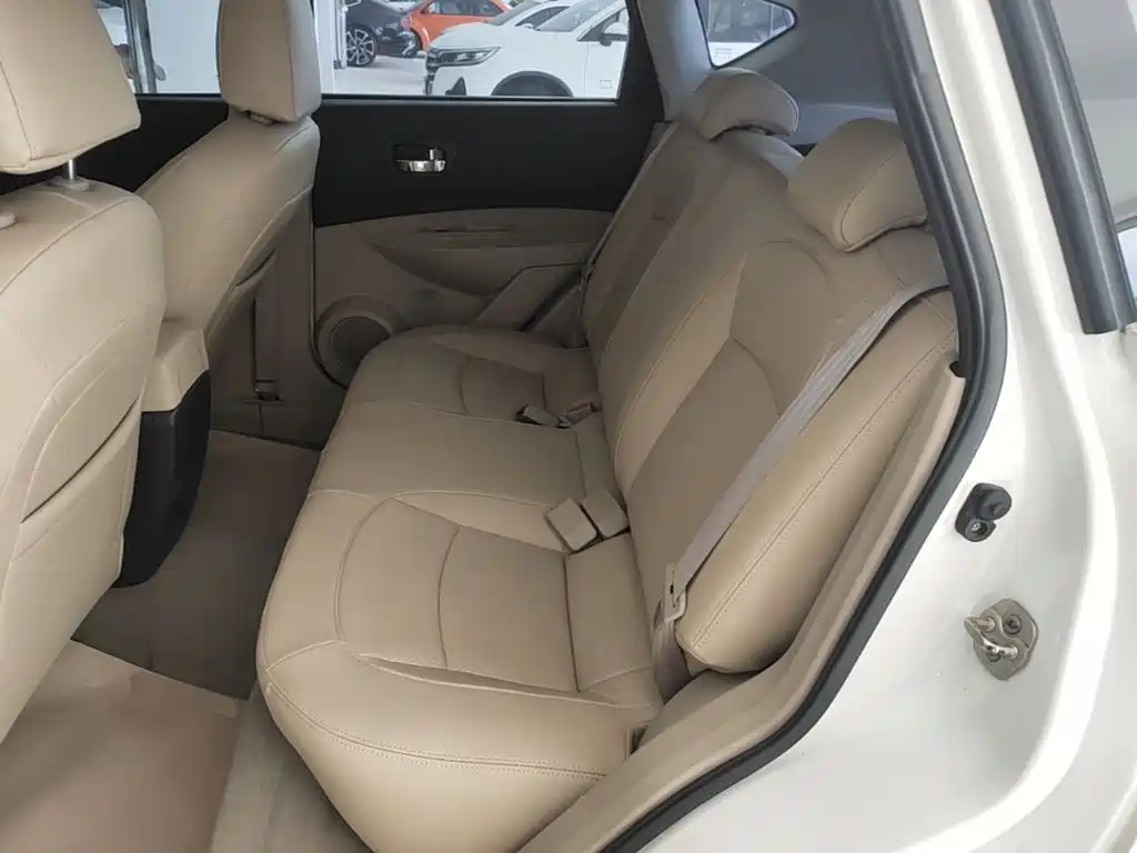 Nissan Qashqai 2015 — фото 17