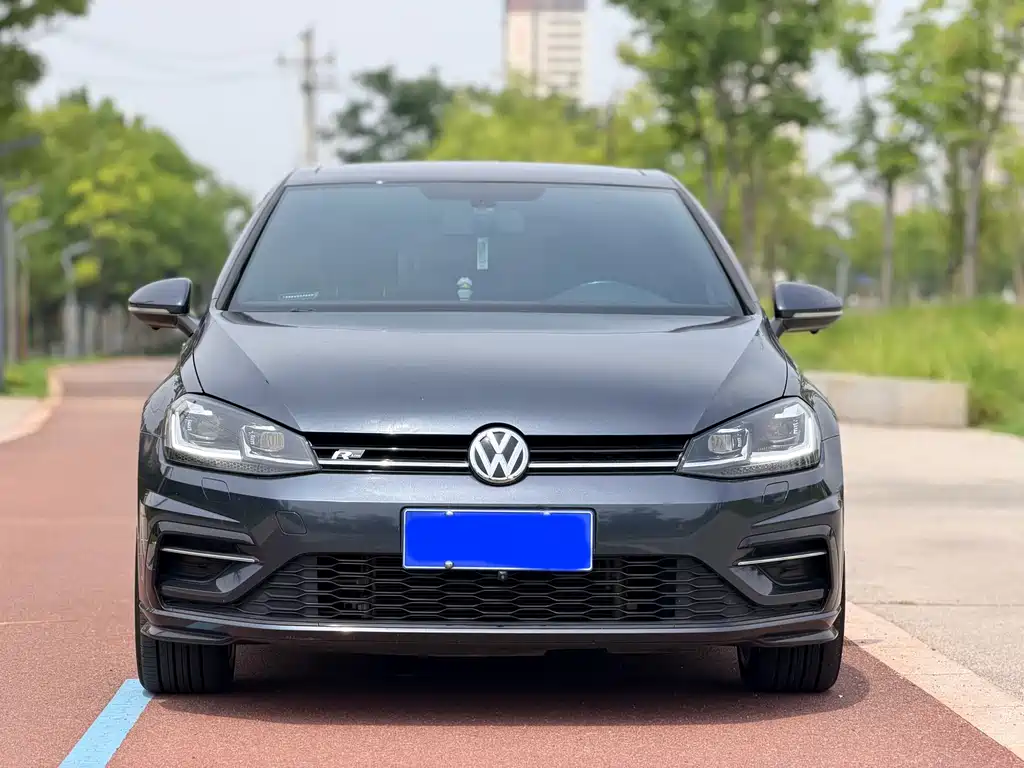 Volkswagen Golf 2020