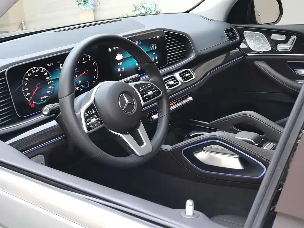 Mercedes-Benz GLE 2020 — фото 11