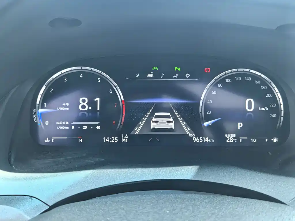 Toyota Camry 2022 — фото 11