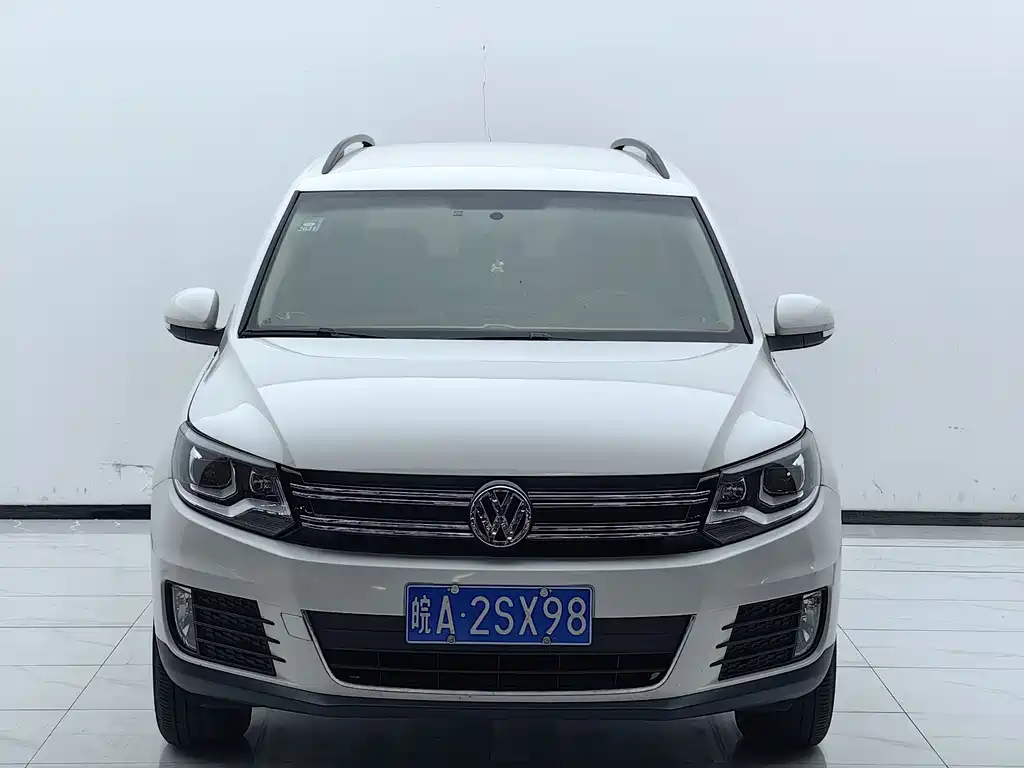 Volkswagen Tiguan 2015