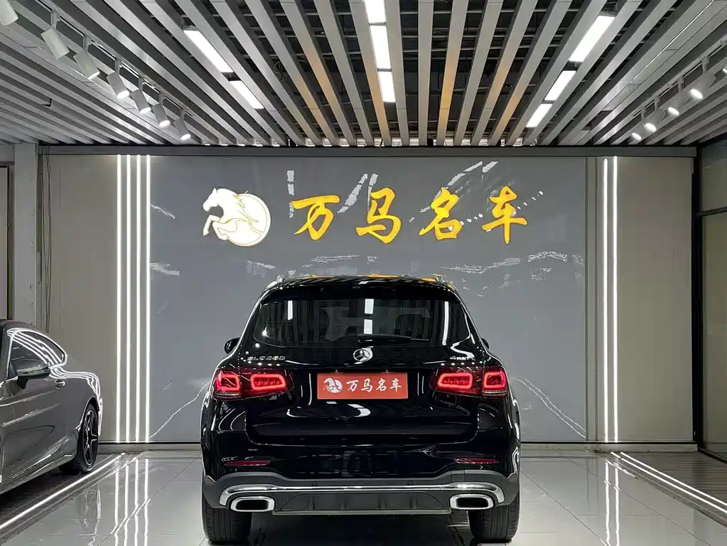 Mercedes-Benz GLC 2023
