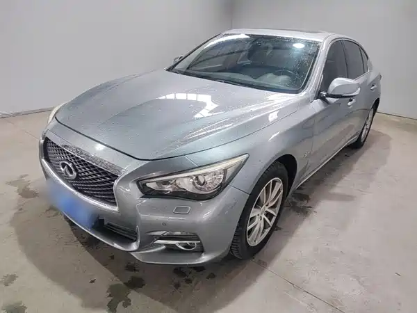 Infiniti Q50L 2015