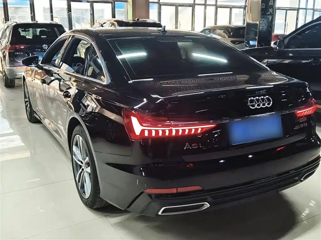 Audi A6L 2021 — фото 23