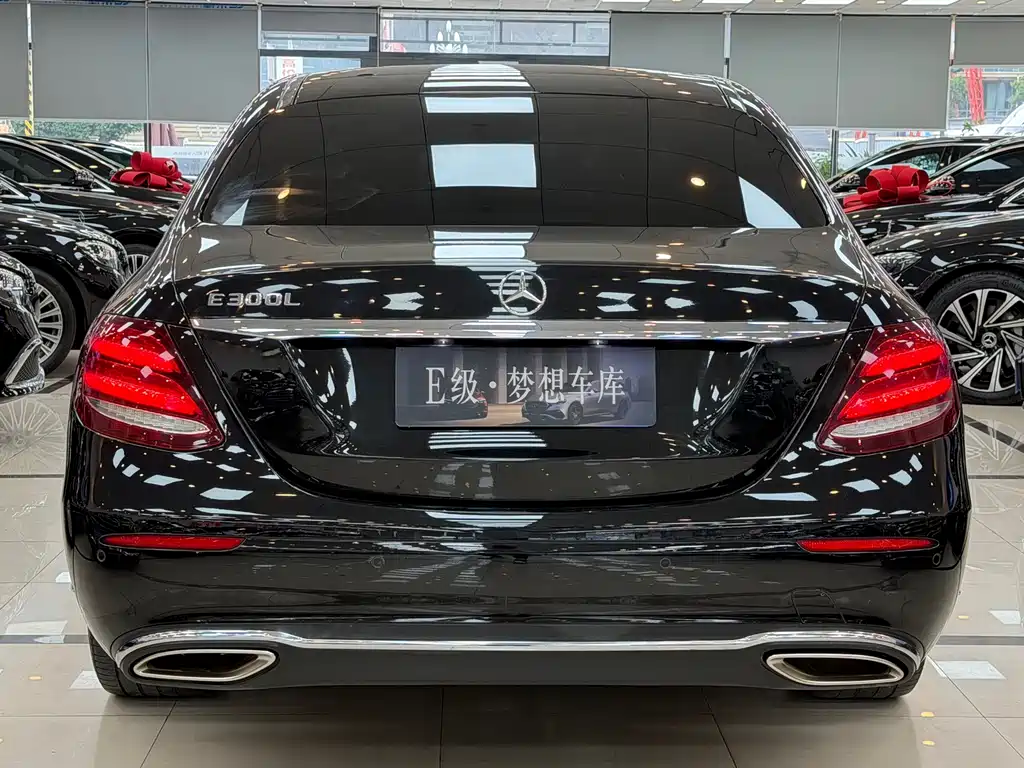 Mercedes-Benz E-Class 2020 — фото 20
