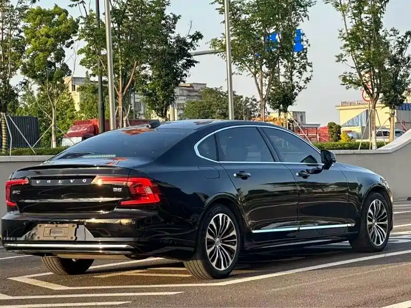 Volvo S90 2023 — фото 9