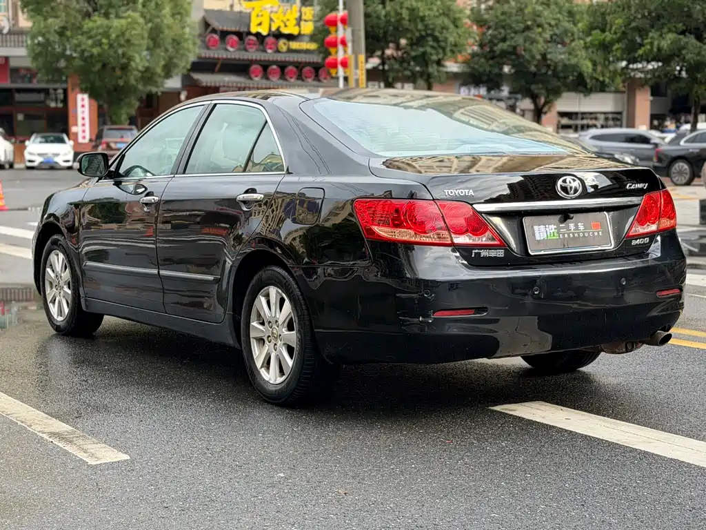 Toyota Camry 2008 — фото 11