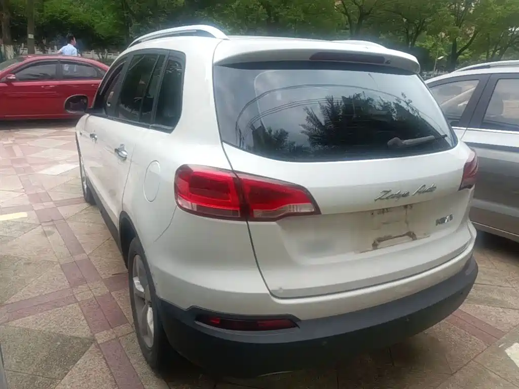 Zotye X5 2016 — фото 5