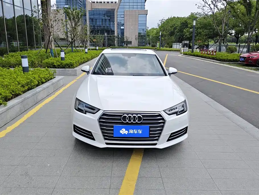 Audi A4L 2017