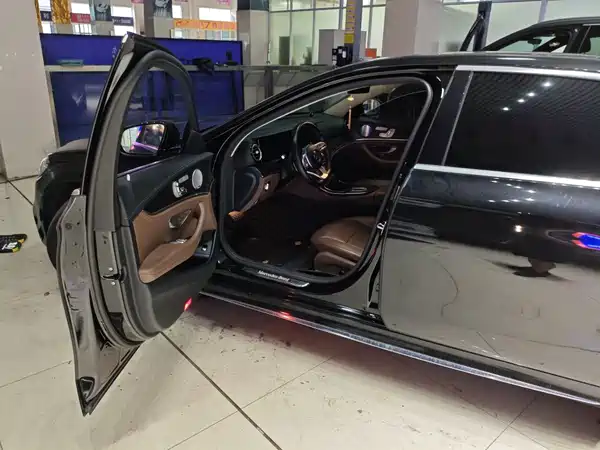 Mercedes-Benz E-Class 2019