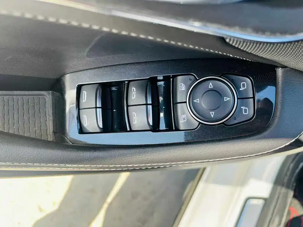 Cadillac CT5 2023 — фото 12