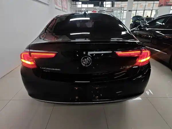 Buick LaCrosse 2018