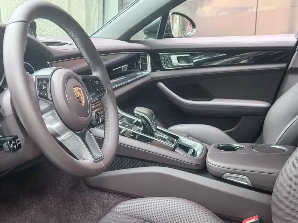 Porsche Panamera 2020