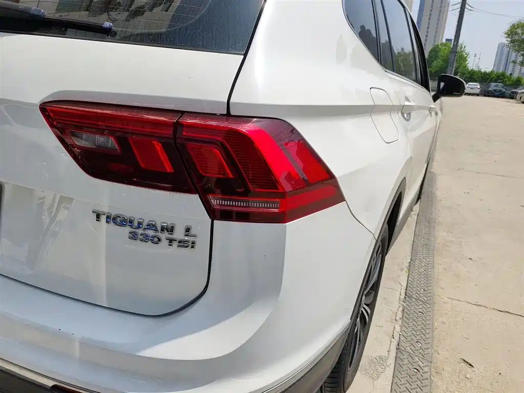 Volkswagen Tiguan L 2019 — фото 8