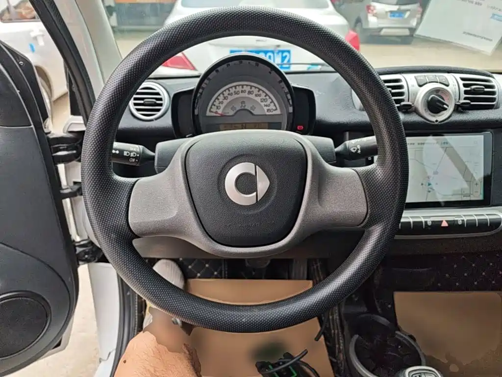 smart Fortwo 2014 — фото 11