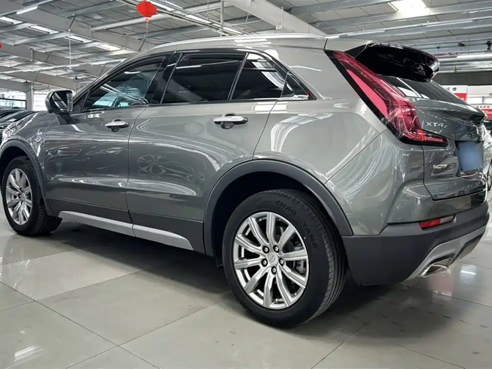Cadillac XT4 2019 — фото 24