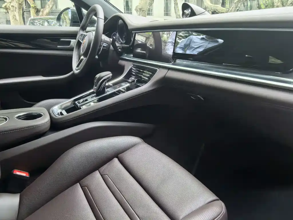 Porsche Panamera 2020