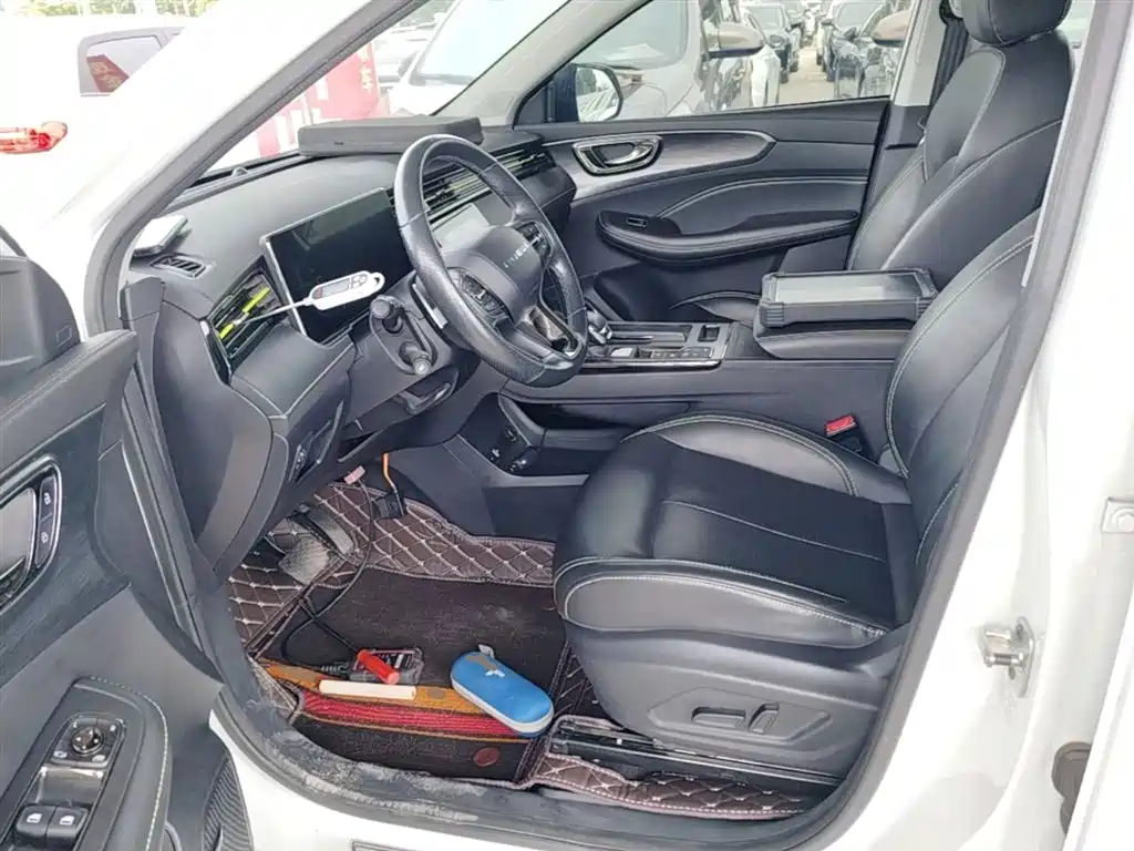 Roewe RX5 New Energy 2022 — фото 15