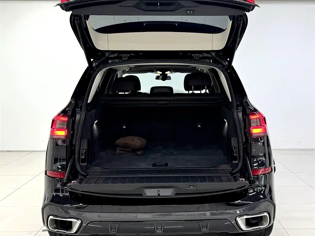BMW X5 2022