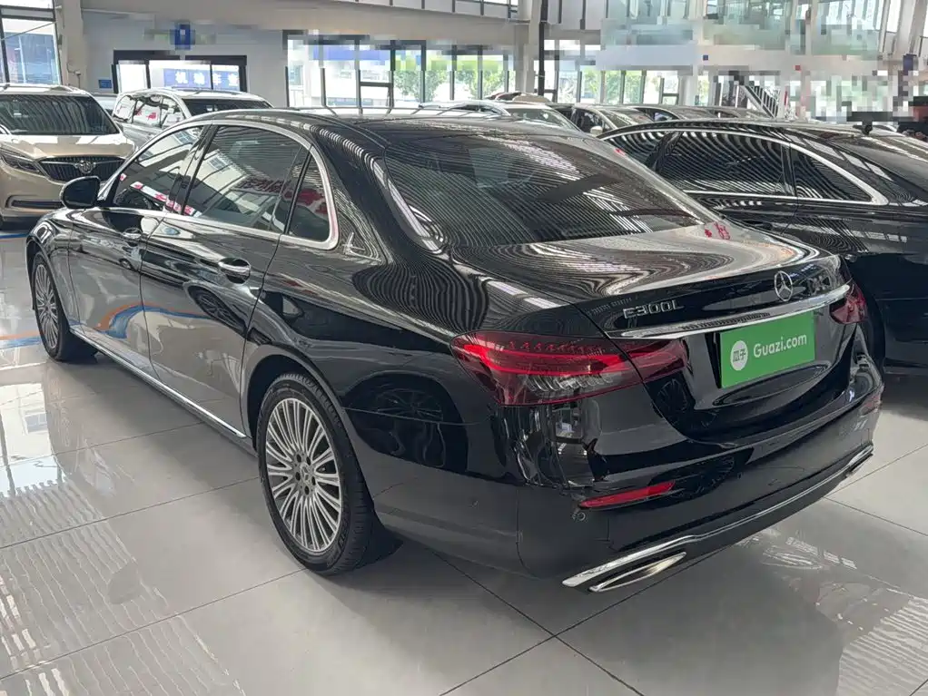 Mercedes-Benz E-Class 2021