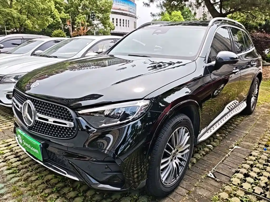 Mercedes-Benz GLC 2025