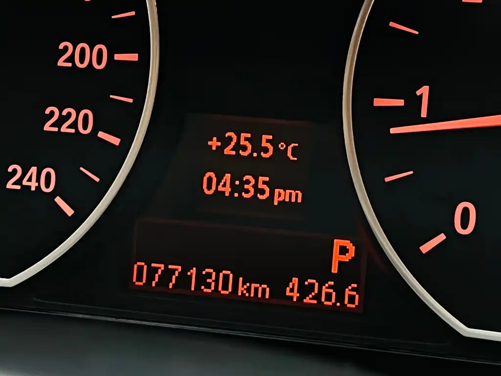 BMW 1 Series 2008 — фото 15