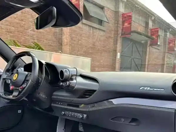 Ferrari F8 2020