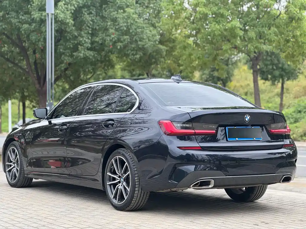 BMW 3 Series 2021 — фото 14