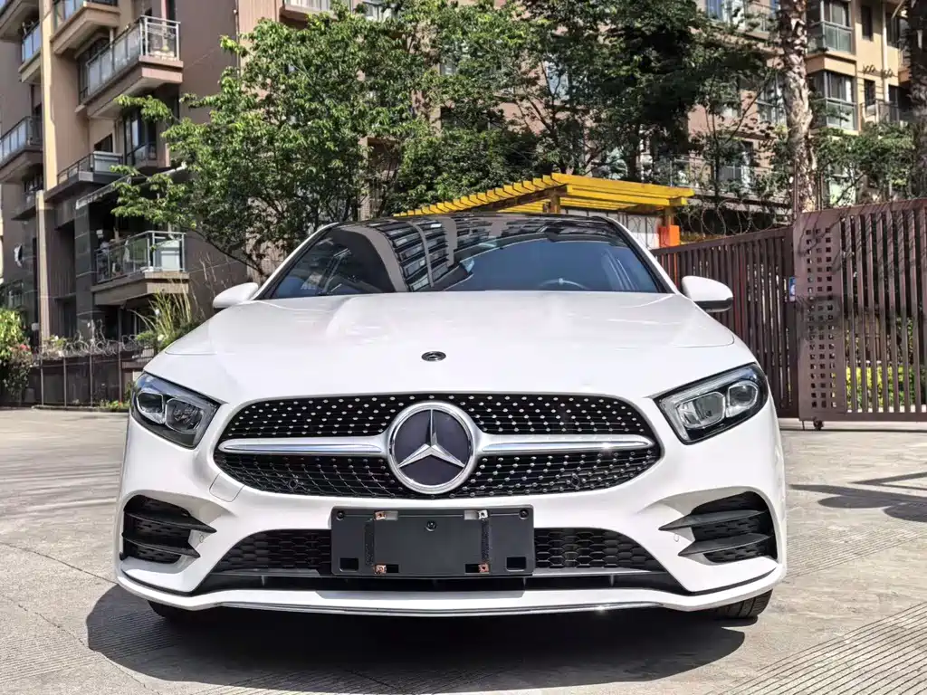 Mercedes-Benz A-Class 2021 — фото 2