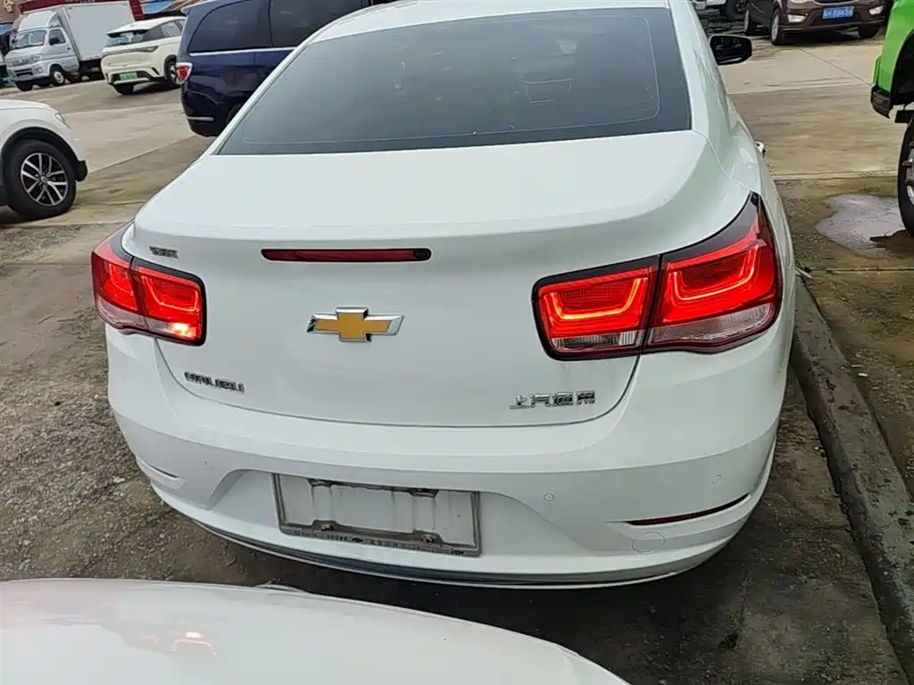 Chevrolet Malibu 2018 — фото 6