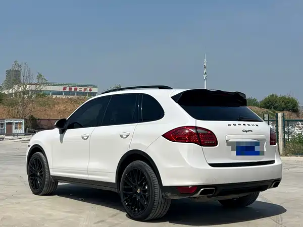 Porsche Cayenne 2014