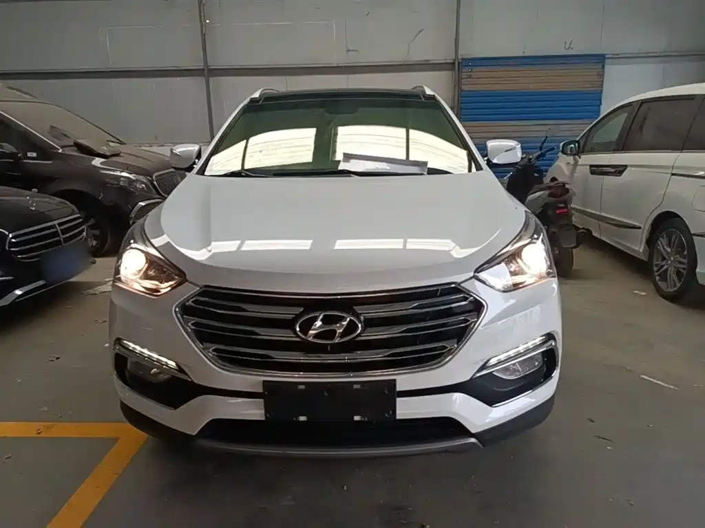 Hyundai Santa Fe 2019 — фото 3