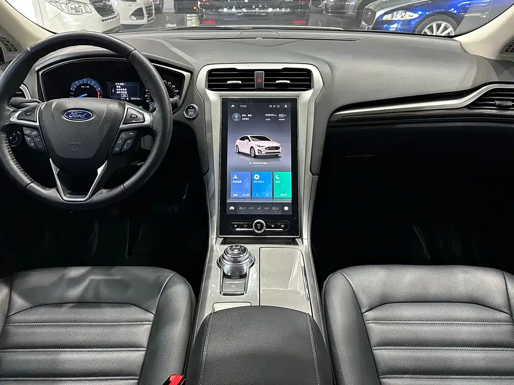 Ford Mondeo 2020 — фото 12