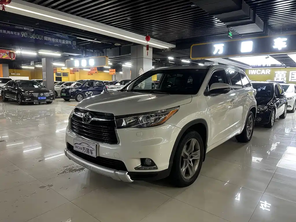 Toyota Highlander 2016