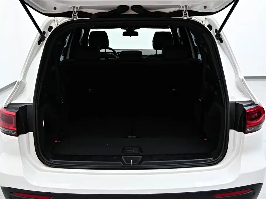 Mercedes-Benz GLB 2022 — фото 30