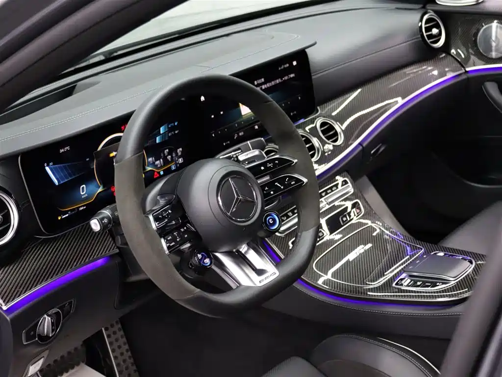 Mercedes-Benz E-Class AMG 2021 — фото 8