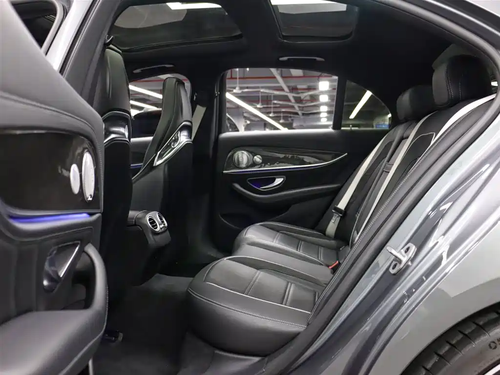 Mercedes-Benz E-Class AMG 2021 — фото 24