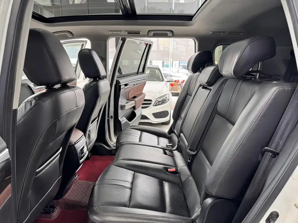 GAC Motor Trumpchi GS8 2017 — фото 9