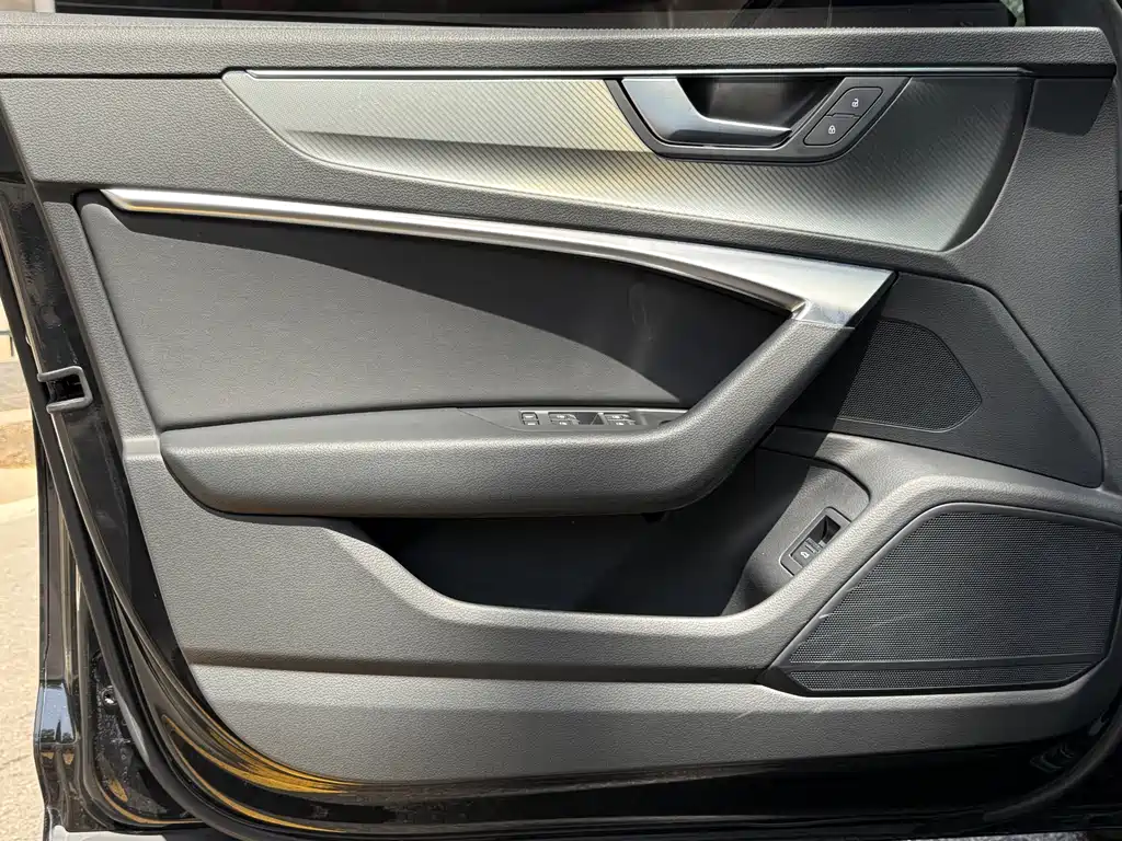 Audi A6L 2020 — фото 22