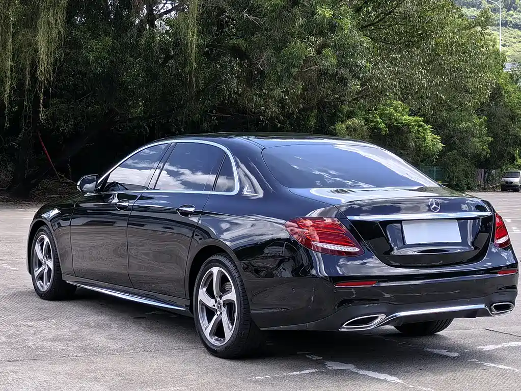 Mercedes-Benz E-Class 2018
