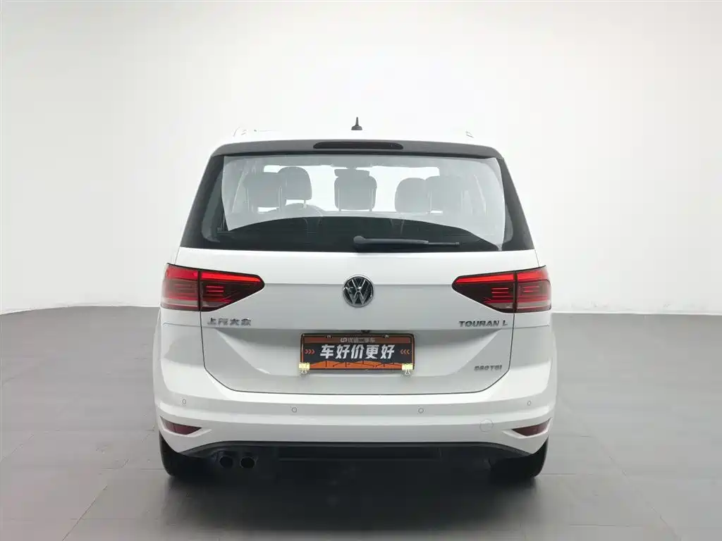 Volkswagen Touran 2018 — фото 4