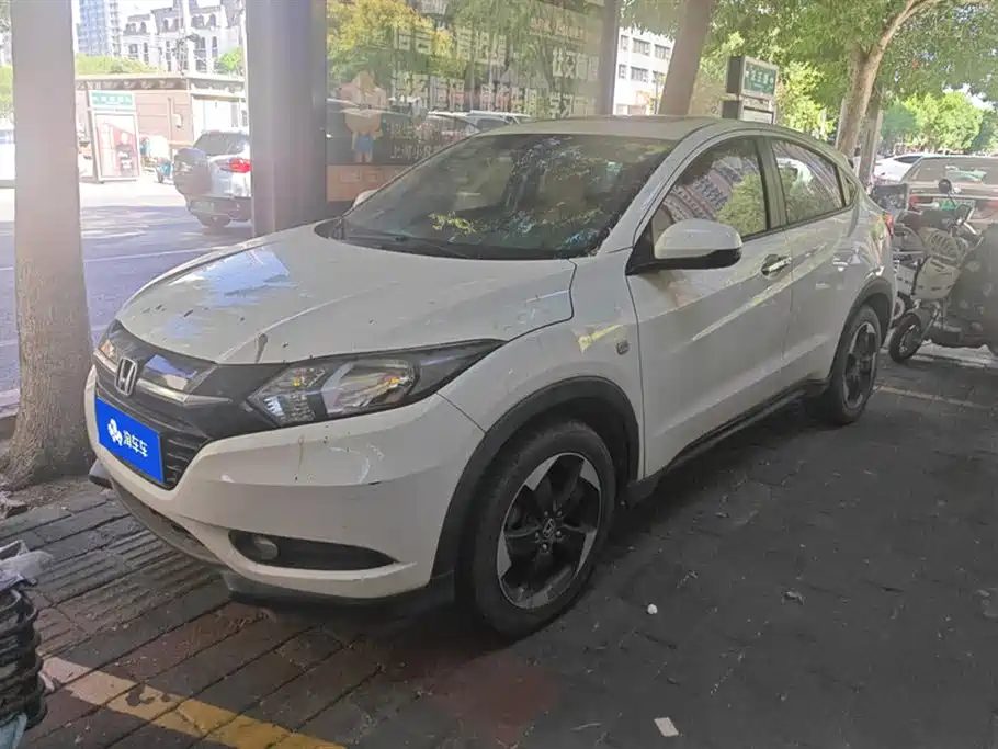 Honda Vezel 2016