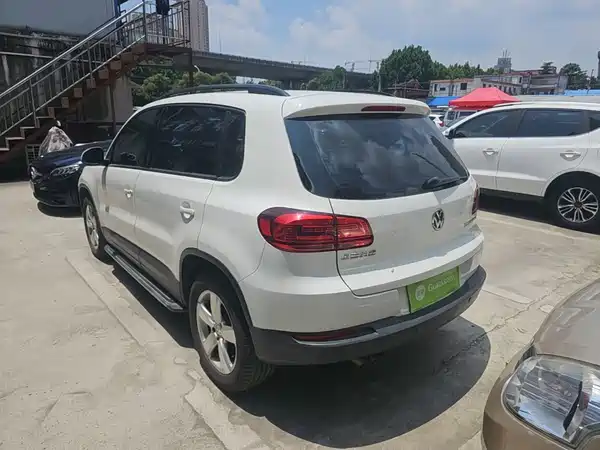 Volkswagen Tiguan 2014